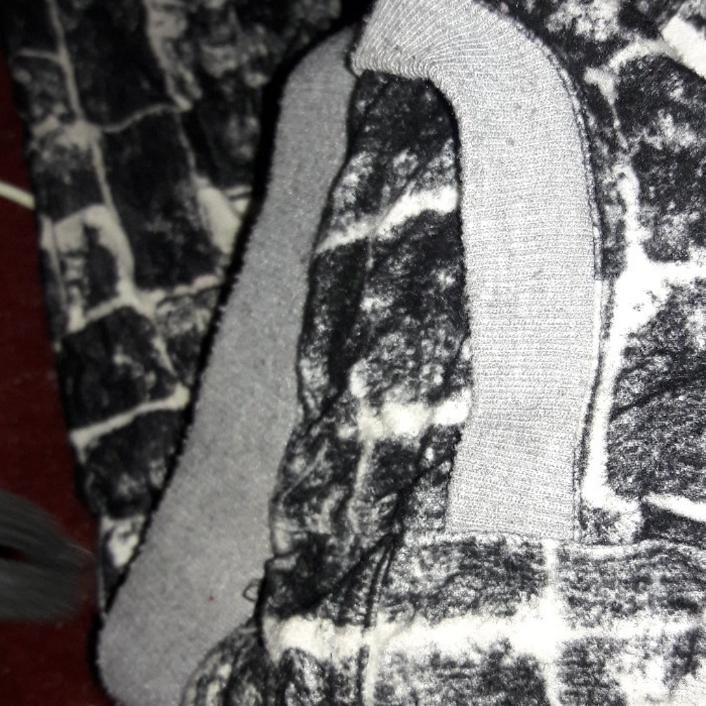 Joggers - Picture 3 of 3